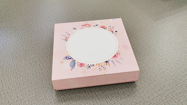 化妆品蓝狮注册能不能喷冰点雪花油墨效果?
